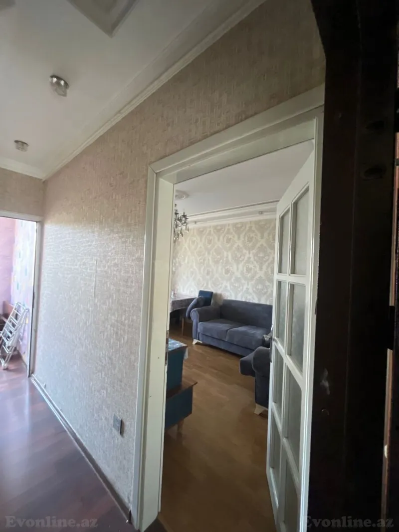 Kirayə verilir 3 otaqlı Mənzil Köhnə tikili 60 m² Memar Əcəmi m. - şəkil 2