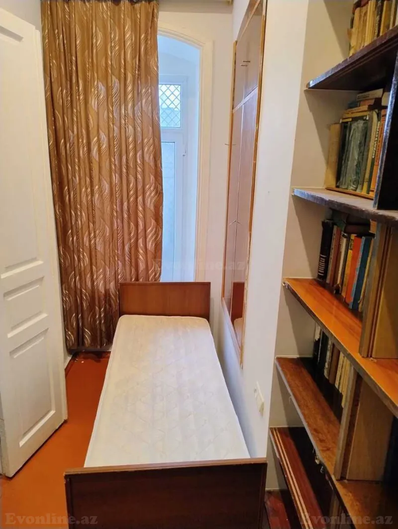 Kirayə verilir 4 otaqlı Mənzil Köhnə tikili 80 m² Nizami m. - şəkil 9