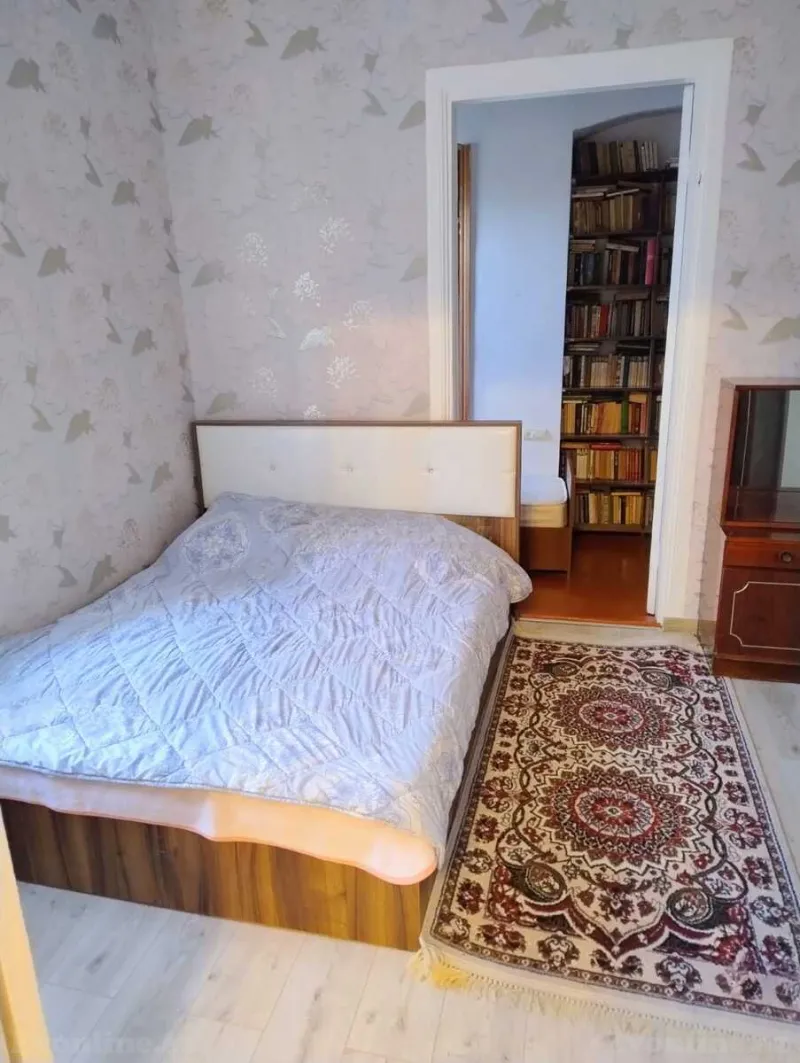 Kirayə verilir 4 otaqlı Mənzil Köhnə tikili 80 m² Nizami m. - şəkil 12