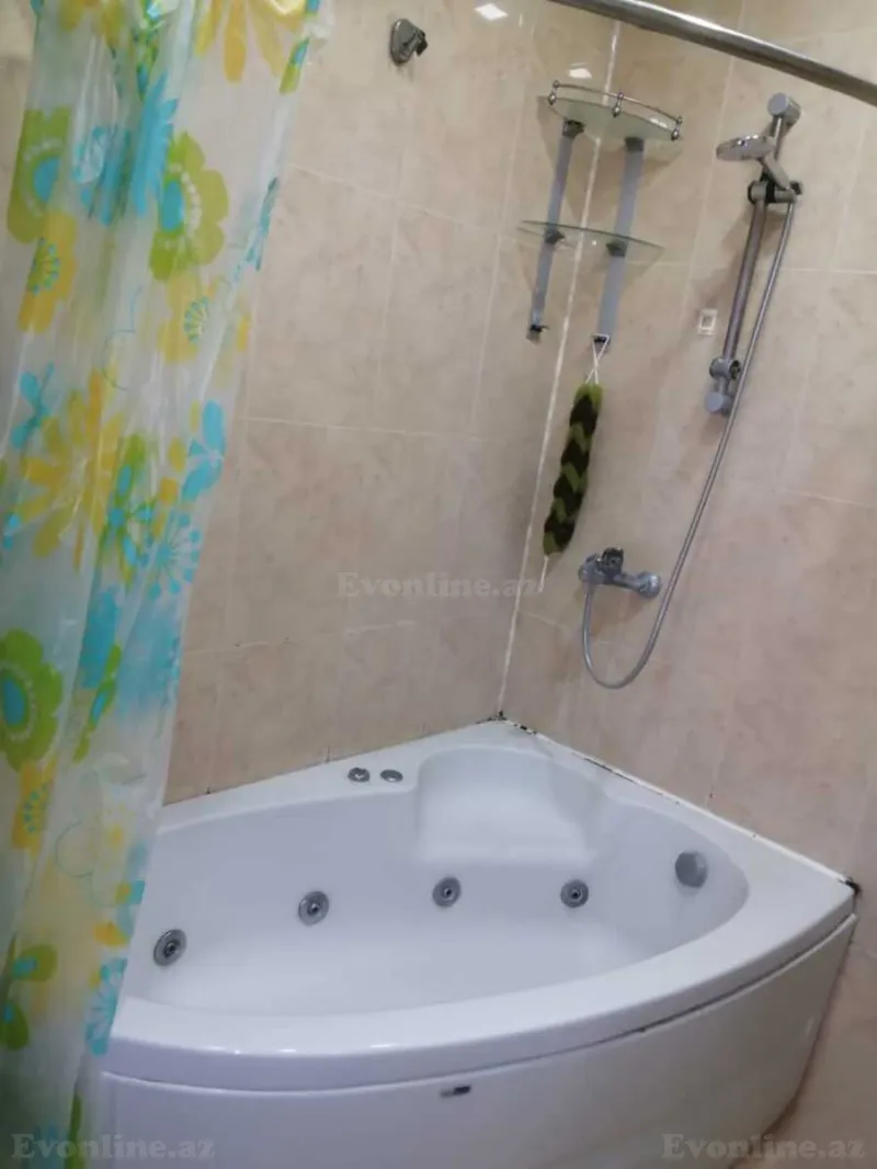 Kirayə verilir 3 otaqlı Mənzil Yeni tikili 130 m² 28 May m. - şəkil 14