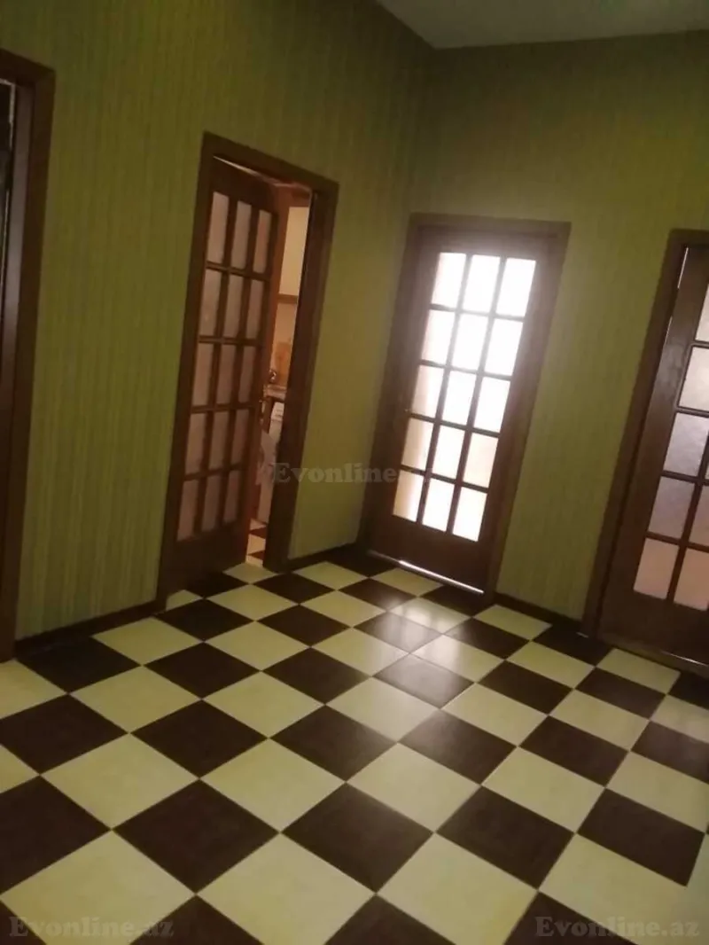Kirayə verilir 3 otaqlı Mənzil Yeni tikili 130 m² 28 May m. - şəkil 17