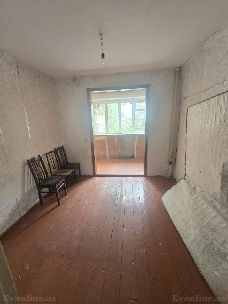 Satılır 2 otaqlı Mənzil Köhnə tikili 65 m² Həzi Aslanov m. - şəkil 2