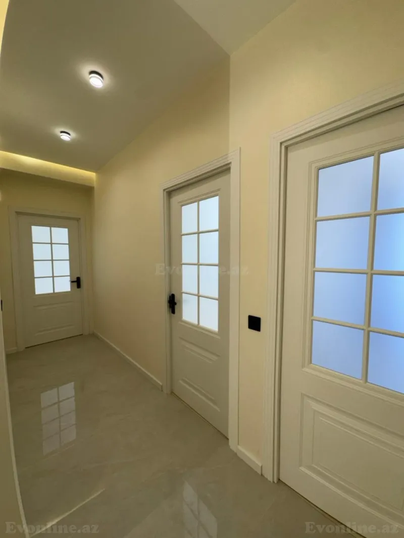 Satılır 3 otaqlı Mənzil Yeni tikili 82 m² Neftçilər m. - şəkil 8