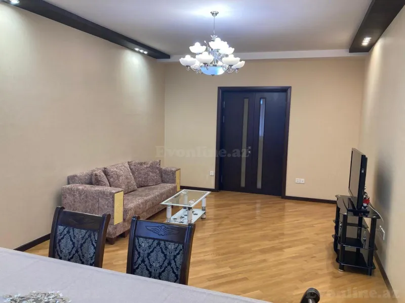 Kirayə verilir 3 otaqlı Mənzil Yeni tikili 135 m² Nəriman Nərimanov m.
