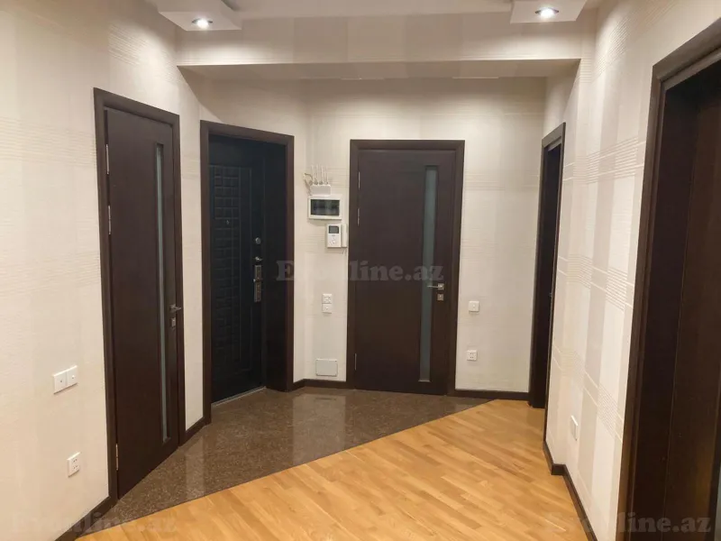 Kirayə verilir 3 otaqlı Mənzil Yeni tikili 135 m² Nəriman Nərimanov m. - şəkil 23