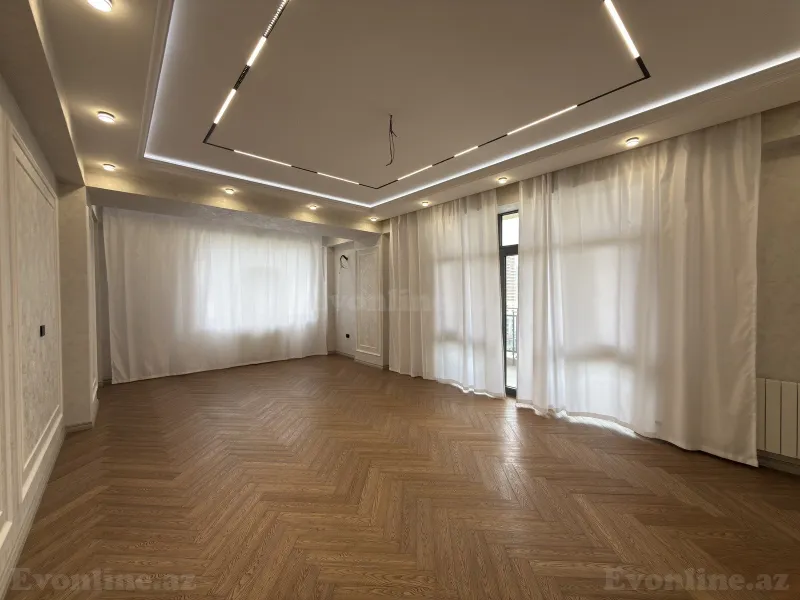 Satılır 3 otaqlı Mənzil Yeni tikili 140 m² Gənclik m.