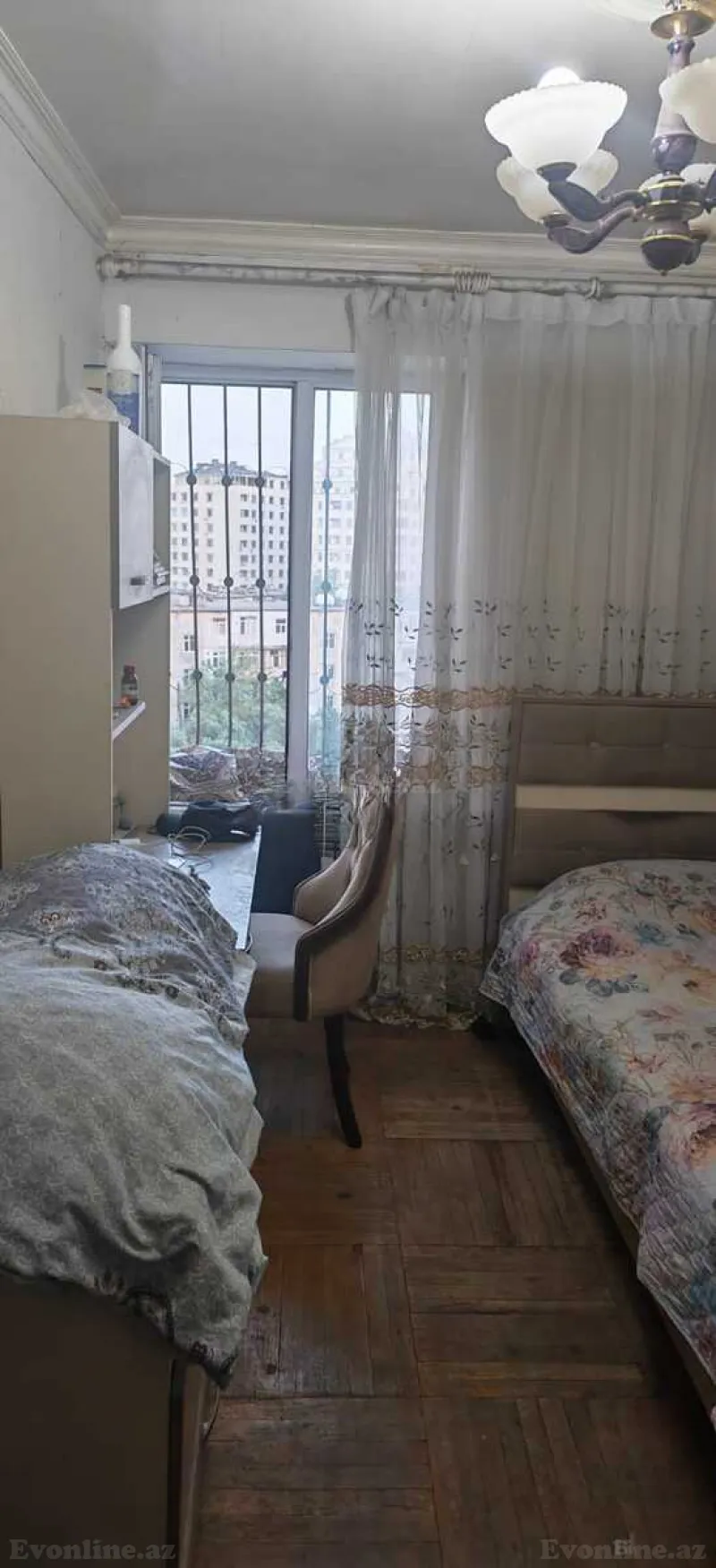 Satılır 3 otaqlı Mənzil Köhnə tikili 70 m² Memar Əcəmi m. - şəkil 4