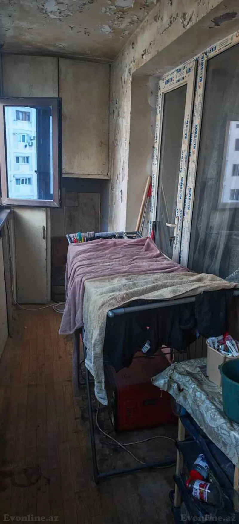 Satılır 3 otaqlı Mənzil Köhnə tikili 70 m² Memar Əcəmi m. - şəkil 6