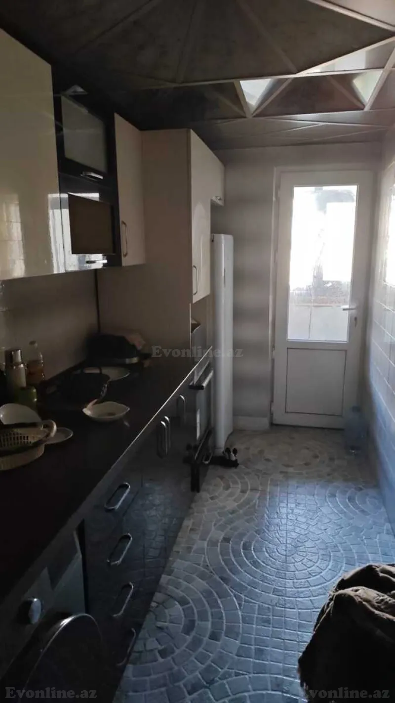 Satılır 3 otaqlı Mənzil Köhnə tikili 70 m² Memar Əcəmi m. - şəkil 10