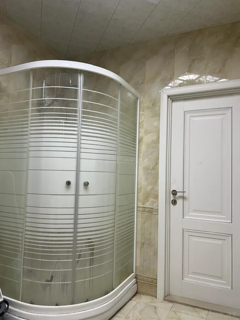 Kirayə verilir 3 otaqlı Mənzil Yeni tikili 106 m² 28 May m. - şəkil 2