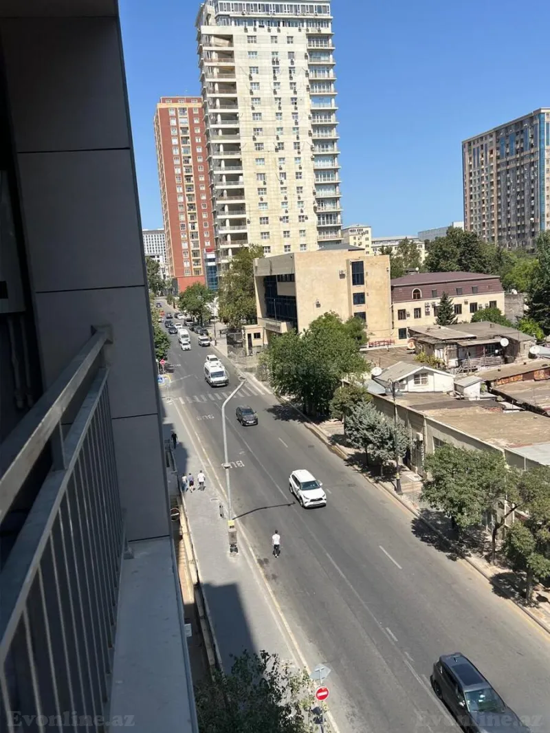 Kirayə verilir 3 otaqlı Mənzil Yeni tikili 106 m² 28 May m. - şəkil 12