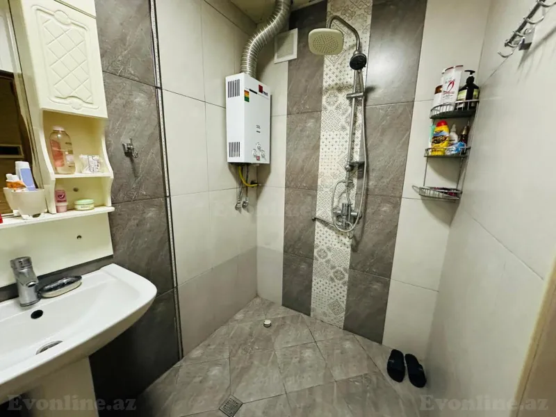 Kirayə verilir 3 otaqlı Mənzil Köhnə tikili 100 m² 8-ci mikrorayon - şəkil 17