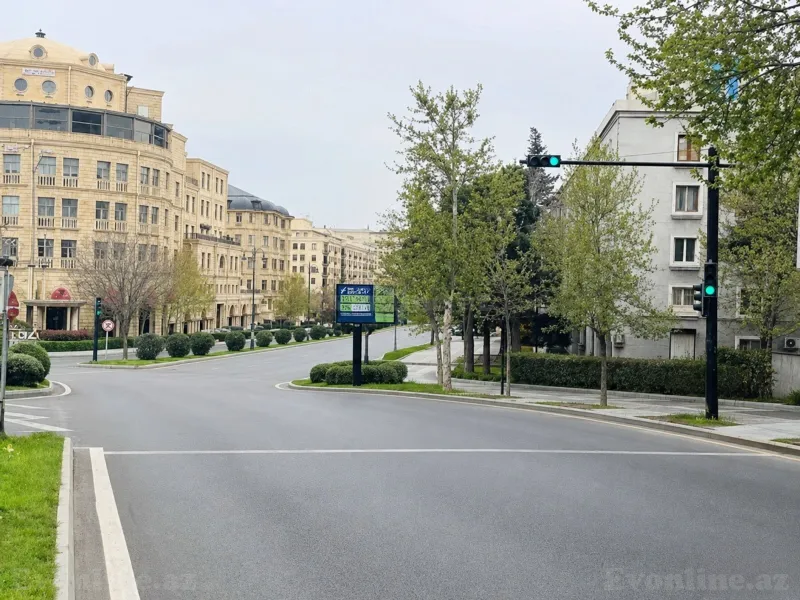 Satılır 2 otaqlı Mənzil Köhnə tikili 60 m² Nizami m.