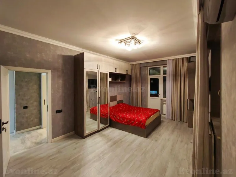 Satılır 3 otaqlı Mənzil Yeni tikili 150 m² Azadlıq prospekti m. - şəkil 6