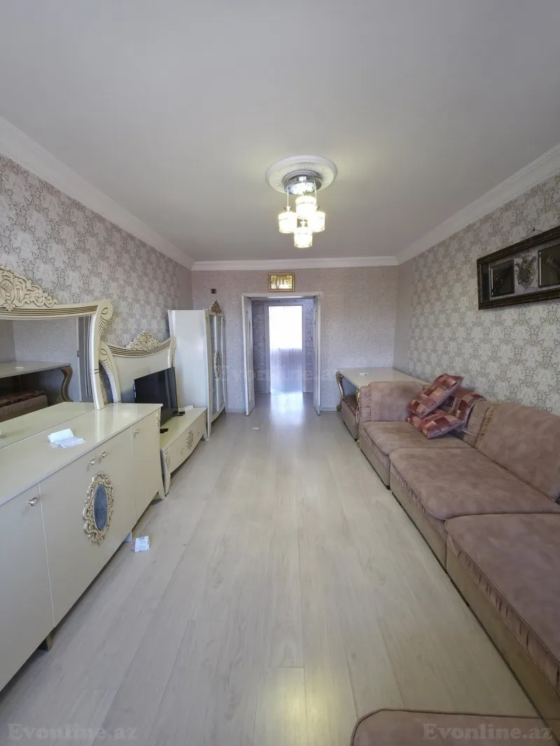 Satılır 3 otaqlı Mənzil Köhnə tikili 90 m² Bakıxanov - şəkil 2