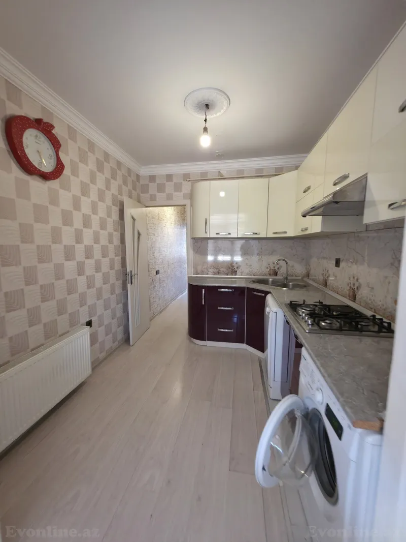 Satılır 3 otaqlı Mənzil Köhnə tikili 90 m² Bakıxanov - şəkil 23
