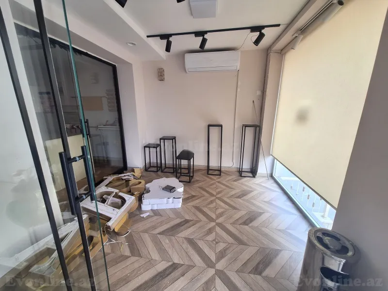 Obyekt 100 m² Gənclik m. Kirayə verilir