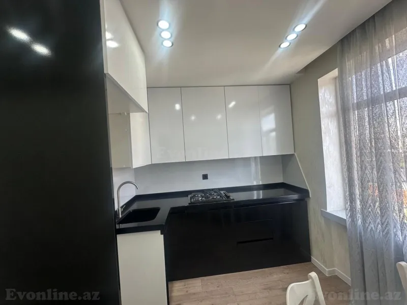 Satılır 2 otaqlı Mənzil Köhnə tikili 65 m² Əhmədli m. - şəkil 4