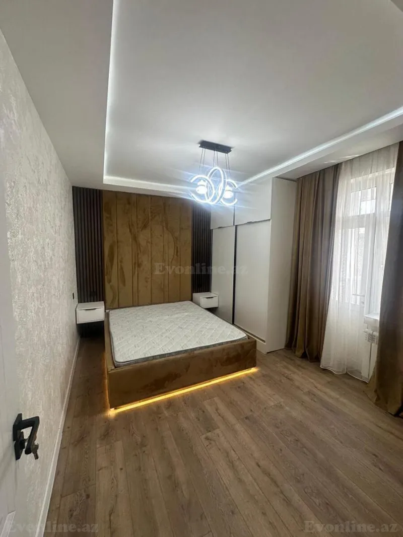 Satılır 2 otaqlı Mənzil Köhnə tikili 65 m² Əhmədli m. - şəkil 25