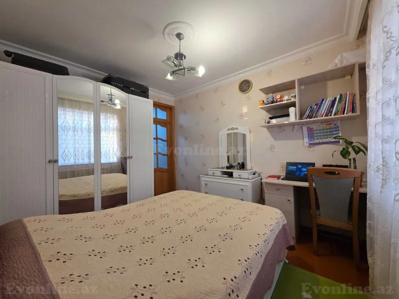 Satılır 2 otaqlı Mənzil Köhnə tikili 55 m² Həzi Aslanov - şəkil 3