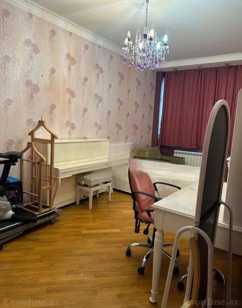 Satılır 4 otaqlı Mənzil Yeni tikili 214 m² Elmlər Akademiyası m. - şəkil 9
