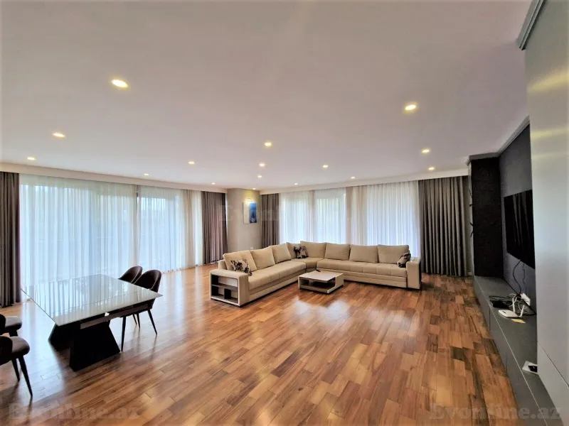 4 otaqlı Mənzil 370 m² Nəsimi r. Kirayə verilir