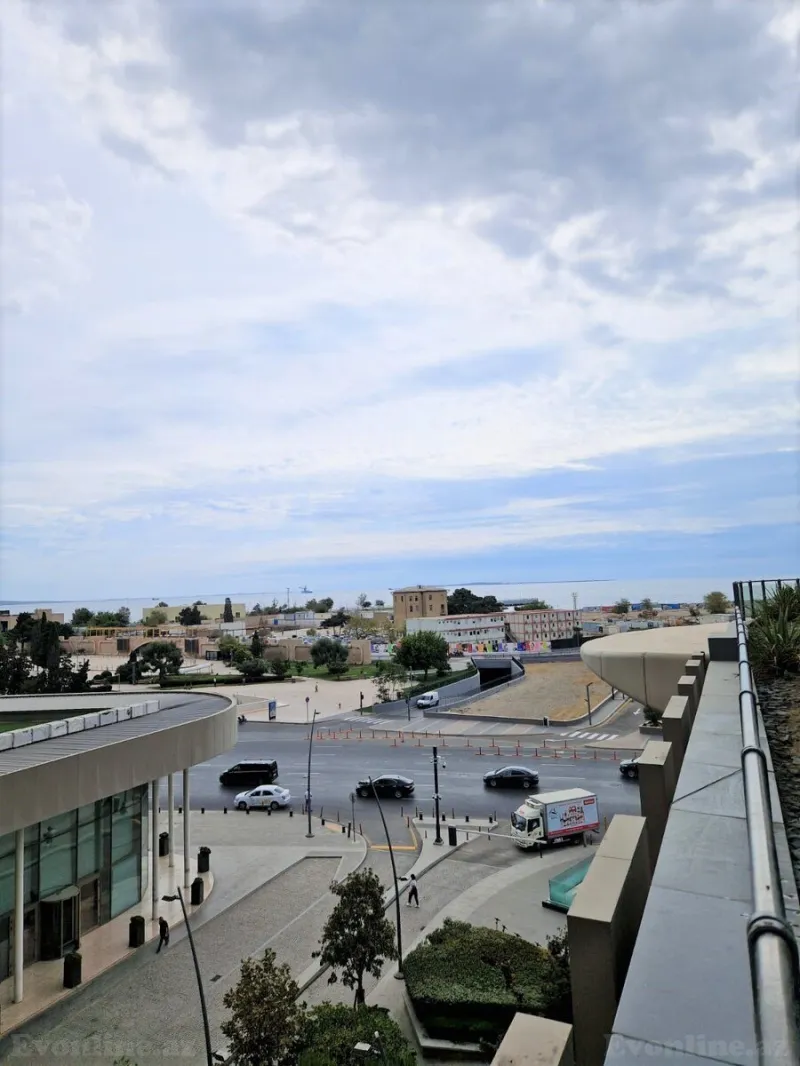Kirayə verilir 4 otaqlı Mənzil Yeni tikili 370 m² Nəsimi r. - şəkil 24