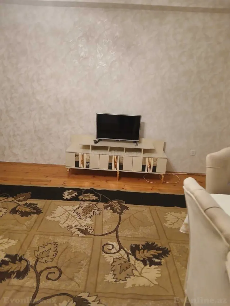 Kirayə verilir 3 otaqlı Mənzil Yeni tikili 130 m² Həzi Aslanov m. - şəkil 4