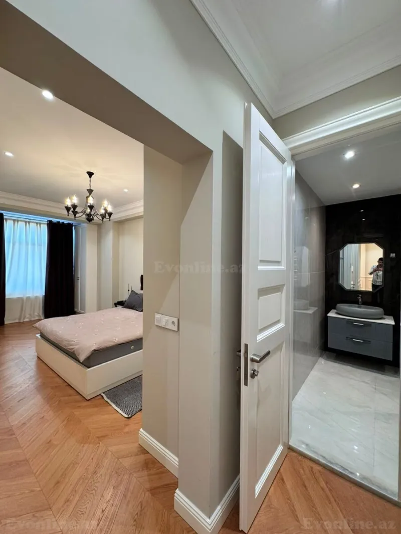 Satılır 2 otaqlı Mənzil Yeni tikili 100 m² 28 May m. - şəkil 9