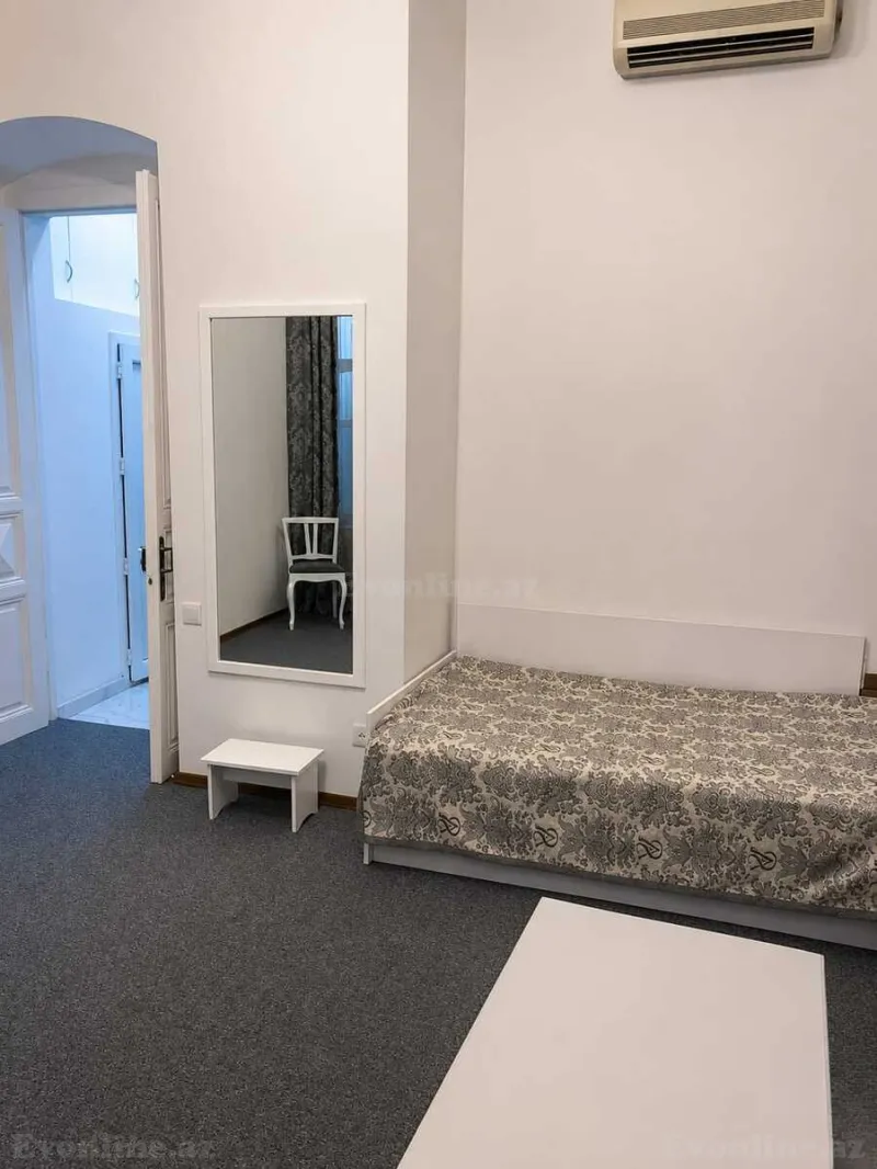 Kirayə verilir 1 otaqlı Mənzil Yeni tikili 50 m² Səbail r. - şəkil 2