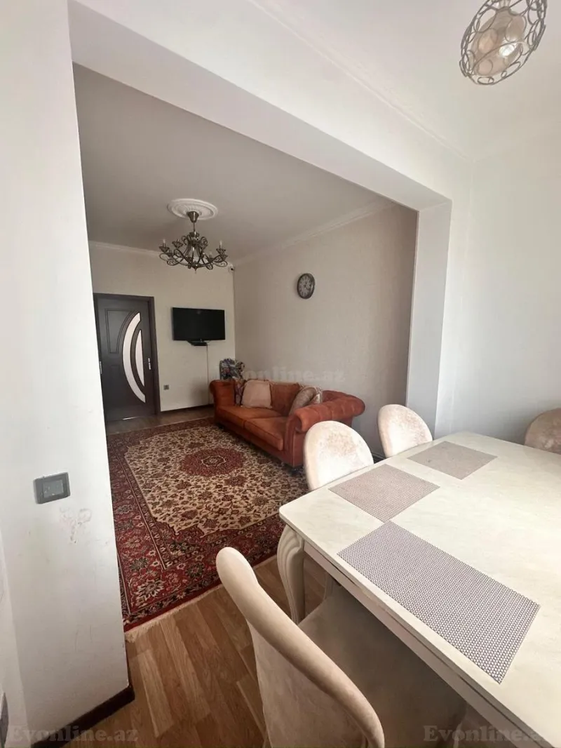 Satılır 2 otaqlı Mənzil Köhnə tikili 50 m² 1-ci mikrorayon - şəkil 3