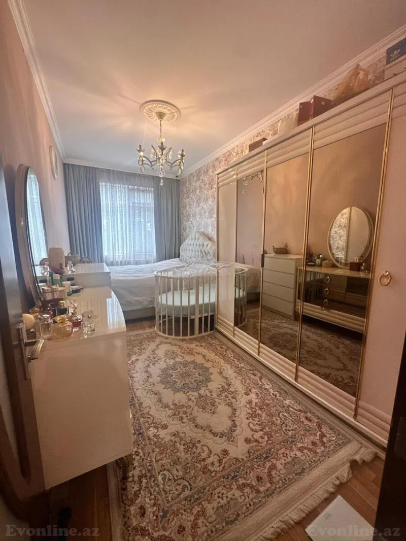 Satılır 2 otaqlı Mənzil Köhnə tikili 50 m² 1-ci mikrorayon - şəkil 4