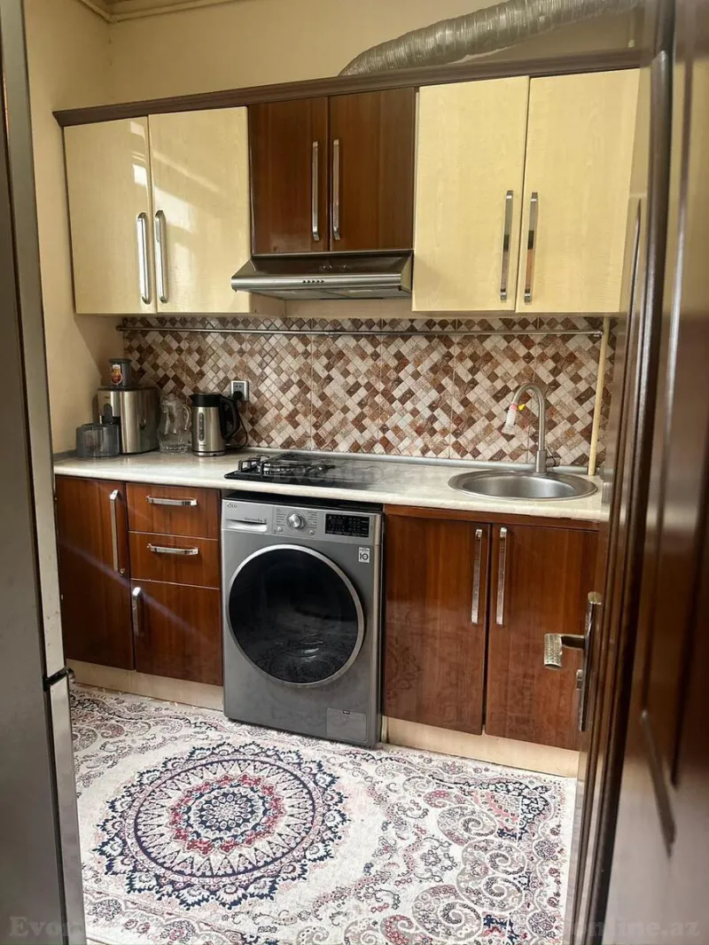 Satılır 2 otaqlı Mənzil Köhnə tikili 50 m² 1-ci mikrorayon - şəkil 14