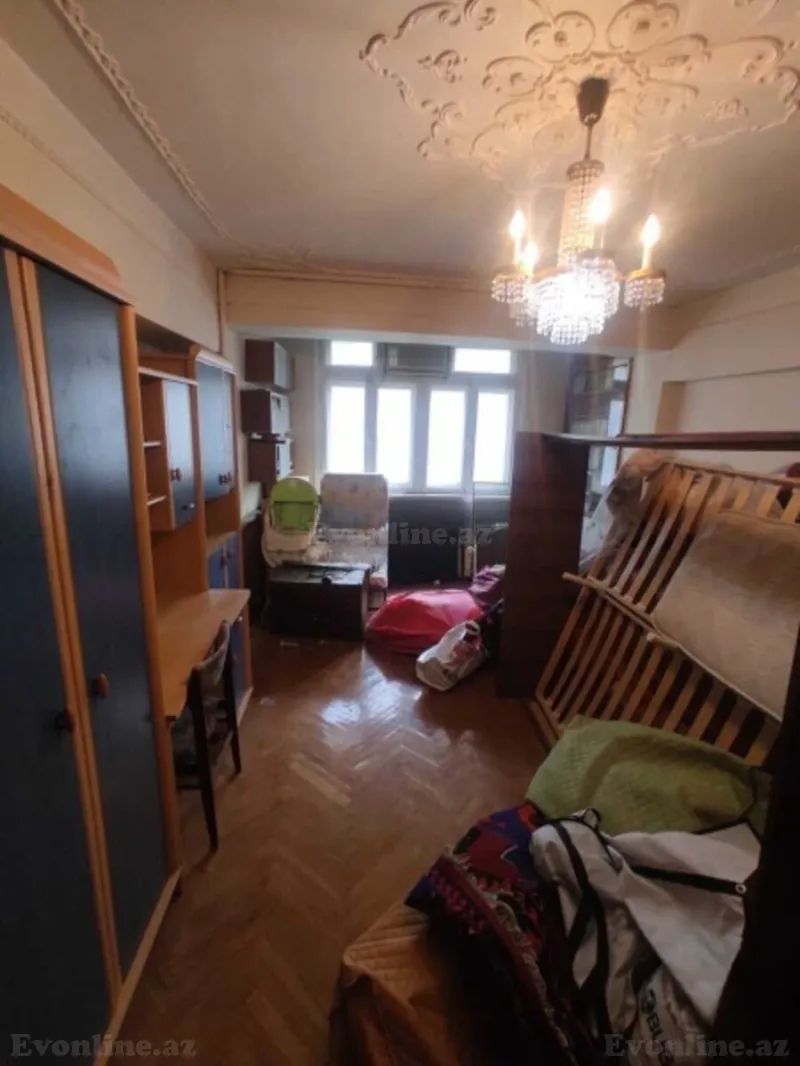 Satılır 4 otaqlı Mənzil Köhnə tikili 110 m² Nərimanov r. - şəkil 4
