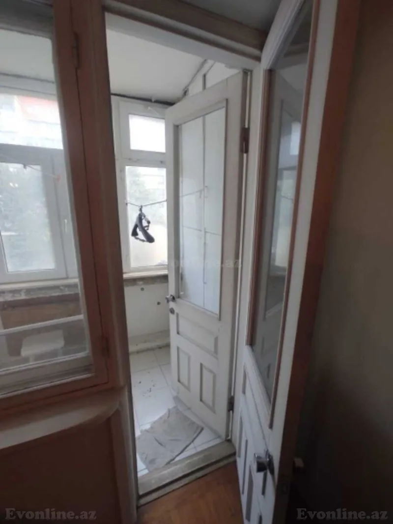 Satılır 4 otaqlı Mənzil Köhnə tikili 110 m² Nərimanov r. - şəkil 8