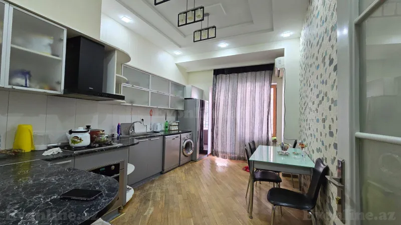 Satılır 3 otaqlı Mənzil Yeni tikili 170 m² Nəsimi r. - şəkil 6