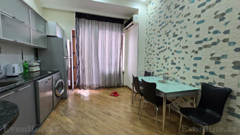 Satılır 3 otaqlı Mənzil Yeni tikili 170 m² Nəsimi r. - şəkil 14