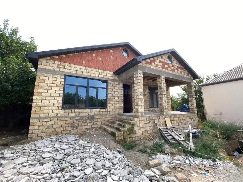 4 otaqlı Həyət evi 151 m² Sumqayıt Satılır
