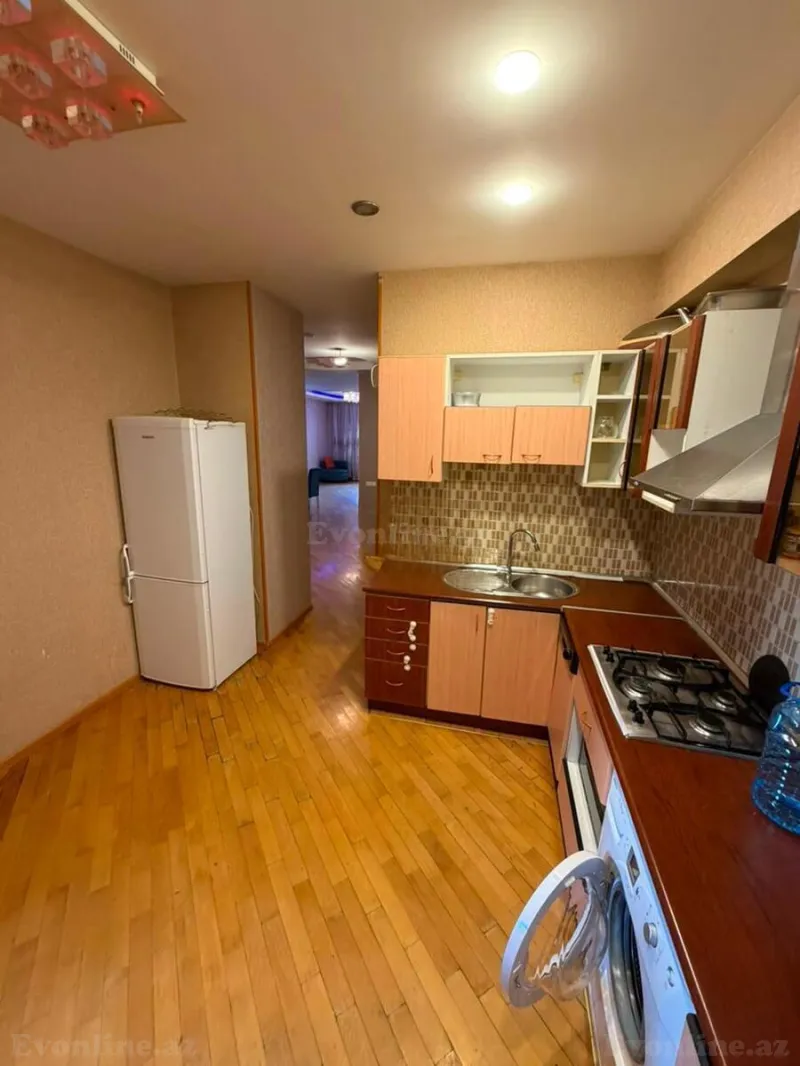 Kirayə verilir 2 otaqlı Mənzil Yeni tikili 96 m² Gənclik m. - şəkil 10