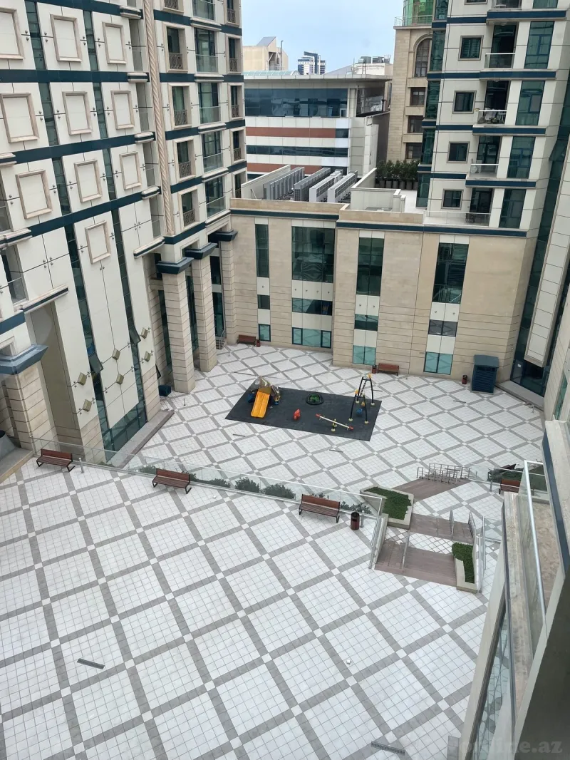 Satılır 4 otaqlı Mənzil Yeni tikili 187 m² 28 May m. - şəkil 7