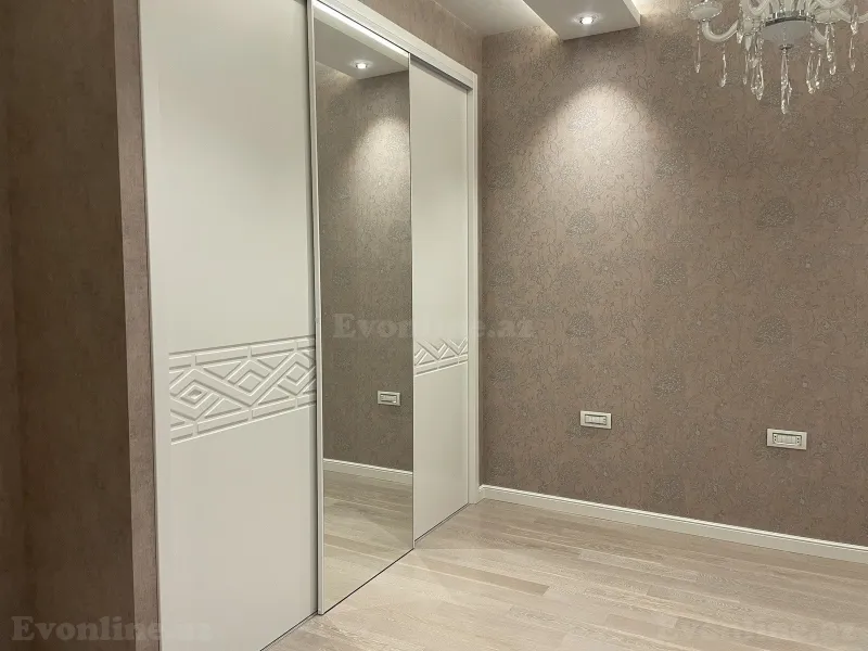 Satılır 4 otaqlı Mənzil Yeni tikili 187 m² 28 May m. - şəkil 20