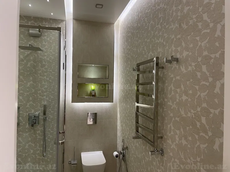 Satılır 4 otaqlı Mənzil Yeni tikili 187 m² 28 May m. - şəkil 26