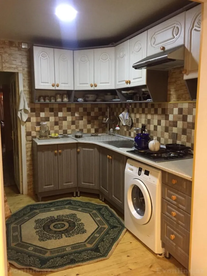 3 otaqlı Mənzil 80 m² Ağdaş Kirayə verilir