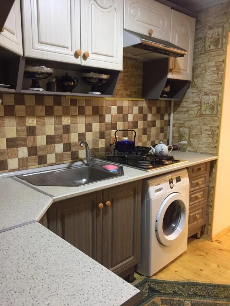 Kirayə verilir 3 otaqlı Mənzil Köhnə tikili 80 m² Ağdaş - şəkil 2
