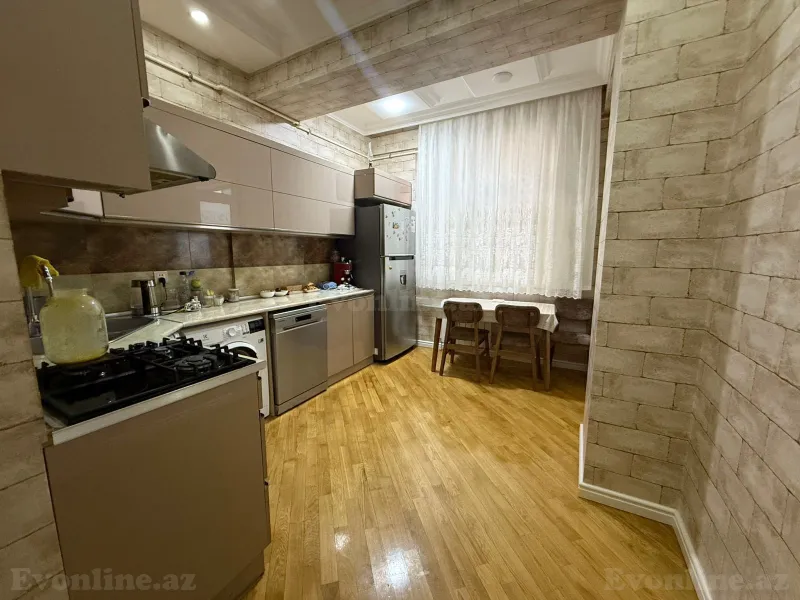 Satılır 3 otaqlı Mənzil Yeni tikili 103 m² Qara Qarayev m. - şəkil 5
