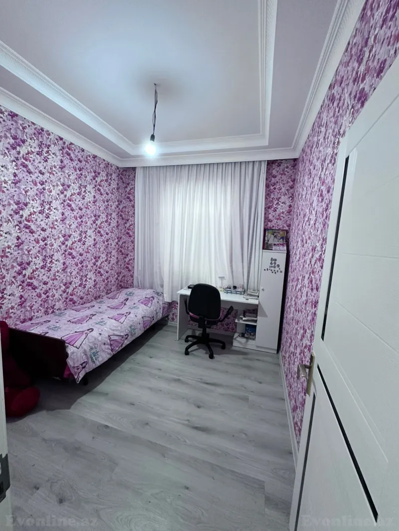 Satılır 6 otaqlı Həyət evi 200 m² Azadlıq prospekti m. - şəkil 4