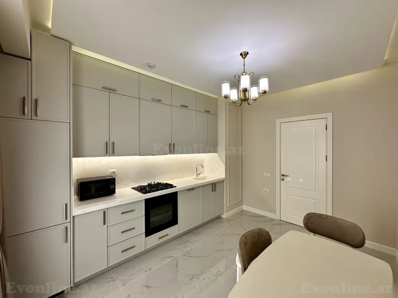 Kirayə verilir 3 otaqlı Mənzil Yeni tikili 110 m² Bakmil m. - şəkil 8