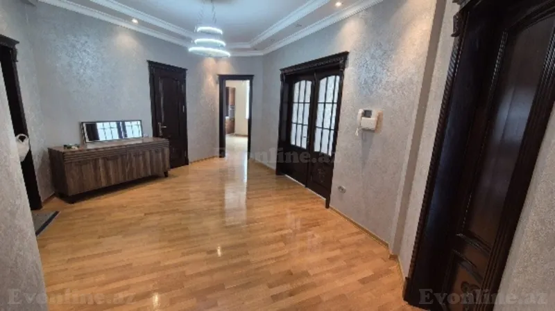 Kirayə verilir 3 otaqlı Mənzil Yeni tikili 165 m² Gənclik m. - şəkil 9