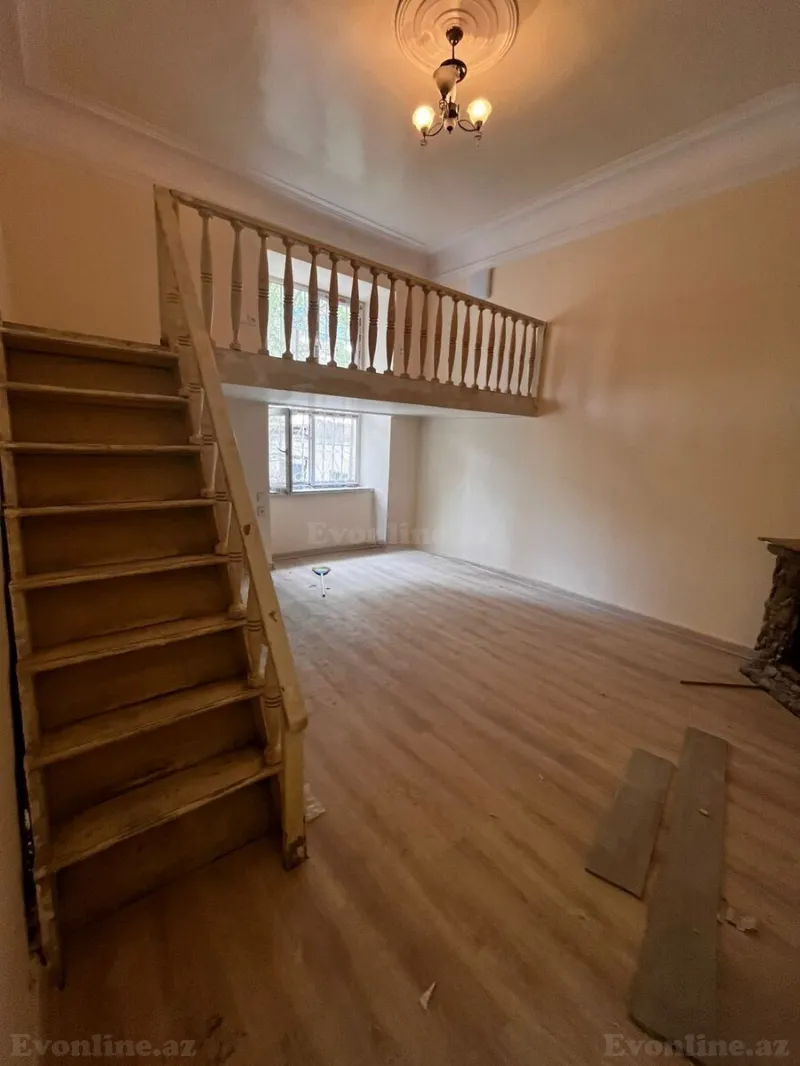 Kirayə verilir 1 otaqlı Mənzil Köhnə tikili 55 m² Nəsimi r. - şəkil 3
