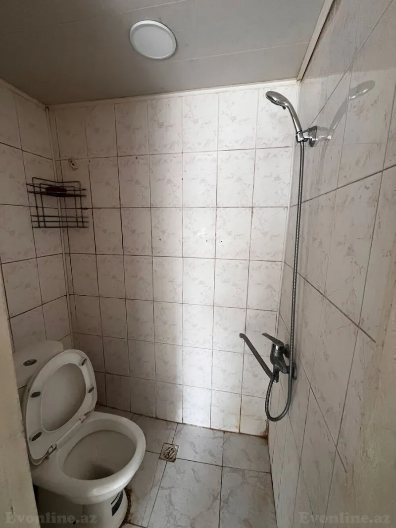 Kirayə verilir 1 otaqlı Mənzil Köhnə tikili 55 m² Nəsimi r. - şəkil 5